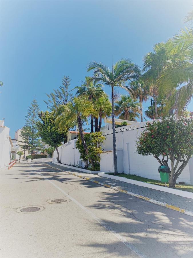 Ferienwohnung Oursea - Sea Front Fully Renewed 2021 Albufeira Exterior foto
